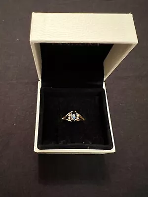 Vintage 14K Gold Ring With Blue Sapphire & Diamonds - Size 7.5 Weight 2.6 Grams • $149