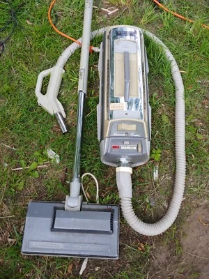 $95.99 • Buy Electrolux Deluxe Vacuum Cleaner Automatic Control W/ Floor Brush 60s