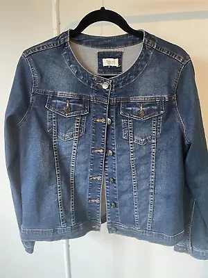 NEW Threadz Dark Blue Women’s Denim Jacket Size 10 • $30