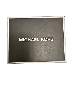 New Michael Kors Wallet Black Billfold With Passcase  • $29.99
