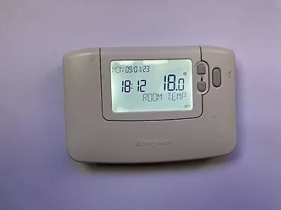 Honeywell CM921 Wireless Thermostat • £50