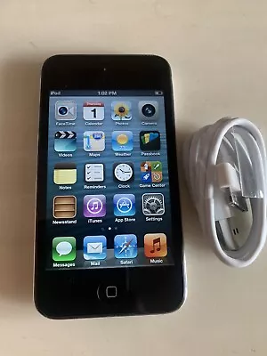 Used Apple IPod Touch 4th Generation 32gb Black • $30