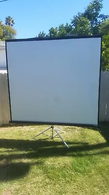 Da-Lite Picture King Projector Screen 8'x8' • $200