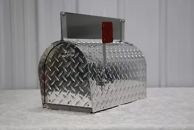 Heavy Duty Diamond Plate Aluminum Mailbox Large Size With Nameplate 9 X10  • $199.95