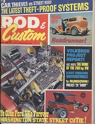 1968 Rod & Custom Magazine: Beach City Roadrunner/Volksrod Project Report/Hiboy • $5