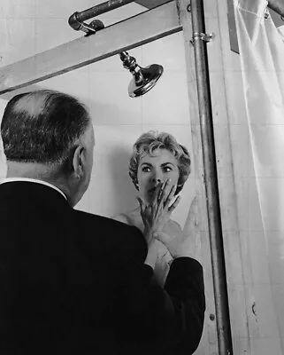 JANET LEIGH - ALFRED HITCHCOCK - 10  X 8  B/w Photograph PSYCHO 1960 • £2.30