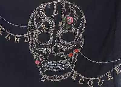 $345.03 • Buy New Alexander McQueen 677018 Black Wool CHAIN SKULL Rose Scarf