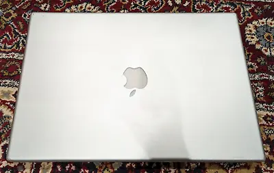 Apple Macbook Pro Model A1226 For Parts Not Working 2007 • $15