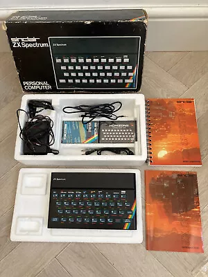 Sinclair ZX Spectrum 16k 1982 ISSUE TWO Never Used Original Box Cables Etc • £300