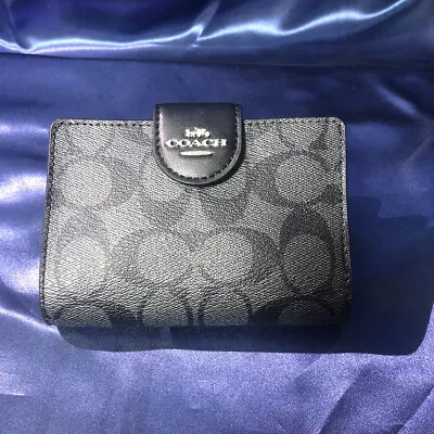 COACH Leather Signature 2-fold Wallet Black Mint Aitem No Box • $148.92