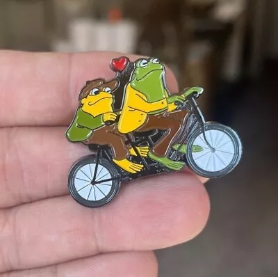 Frog And Toad Enamel Pin Retro Children’s Book Hat Lapel Bag 80s 90s Love • $6.99