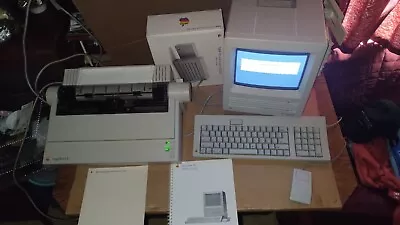 Apple Macintosh SE M5011 Vintage Computer • $26