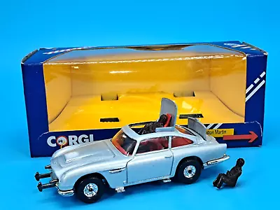 Corgi C271/1 - 007 James Bond Aston Martin DB5 • £29.99