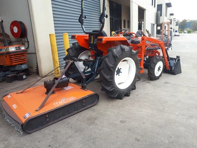 $22900 • Buy Used Kubota Tractor 30hp L1-265DT 4WD With New 4in1 Loader, New 4' Slasher, ROPS