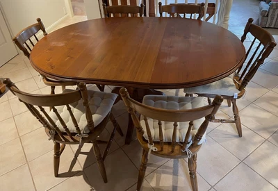 $85 • Buy Dining Table - Round / Oval -  extendable With 6 Chairs - Timber