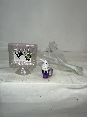 Monster High Abbey Bominable Ice Bed Playset Purple Glitter Cup Drink Branch TV • $9.95