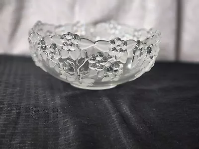 Mikasa Carmen Crystal Grapes And Etched Leaves Round 8.25  Serving Bowl Germany • $12