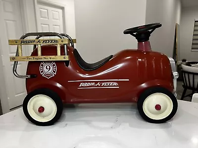 Vintage Radio Flyer Fire Engine No. 9 Metal Red Kids Ride-On Toy Model 909 • $110