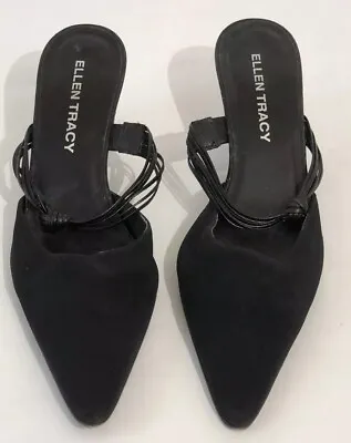 Womens Ellen Tracy Size 7 Closed Toe 2” Heel Shoes • $24