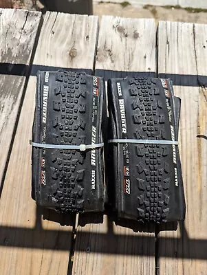 Maxxis Ravager 700x40C Folding Tubeless Ready • $40