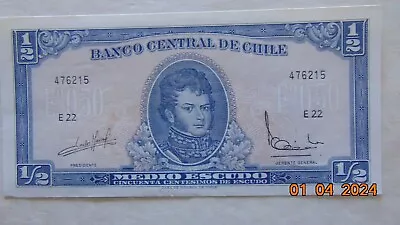 24.01 #53: CHILE 1/2 Escudos ND (1962-75) Serie: E P-134A UNC • $5