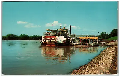 Postcard Chrome Memphis Queen Riverboat Mississippi River St. Louis MO • $4.57