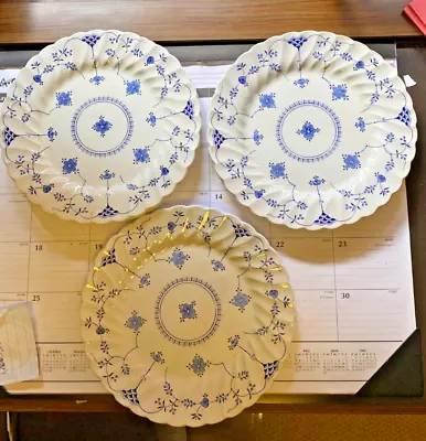 Lot Of 5 Myott Staffordshire England Finlandia 10  DINNER PLATES Blue & White • $59.99