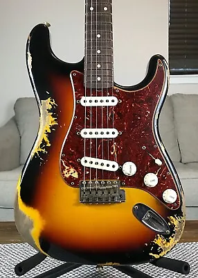 $4100 • Buy 2022 Fender Custom Shop '62 Heavy Relic Stratocaster ~ 3 Color Sunburst