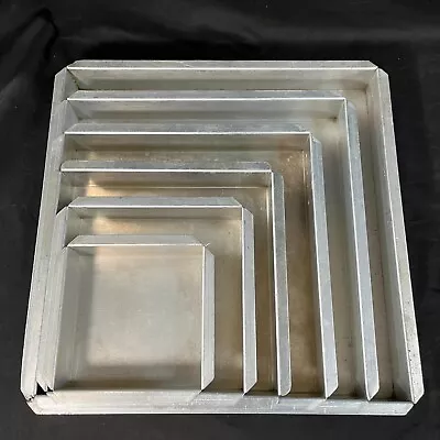 Set Of Magic Line Cake Pans Lot Of 6 • $79.99