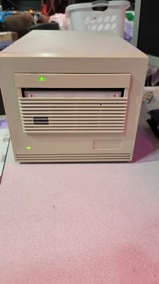$30 • Buy Vintage Tahiti 1 Maxtor Scsi External Optical Drive With Media