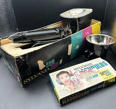 Vintage Sylvania Sun Gun II Movie Light Model SG-55 WORKS! W Box Bulbs And Extra • $45