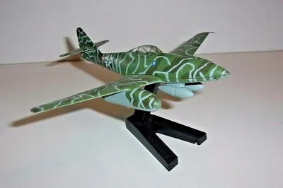 German WW II Bomber Model Me 262 /A-1a • $12.59