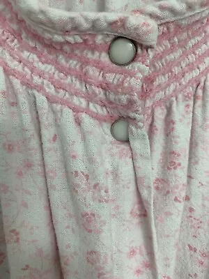 VTG Epitome Women's Medium Pink Floral Nightgown Pearl Snaps Ruched Neck Pocket • $12.98