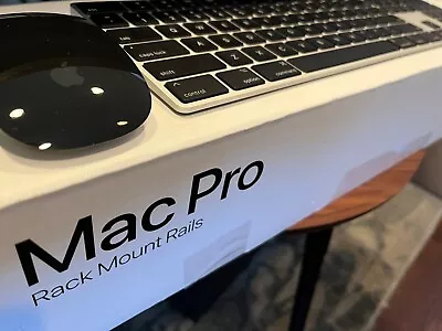 Apple Rack Mount Mac Pro 2019 2.7GHz 24-CORE 4TB SSD 144GB RAM AMD 16GB W5700X • $1