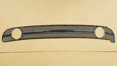 Fits 1998-2000 VW BEETLE Front Bumper Lower Mesh Grille With Fog Light Holes NEW • $54.20