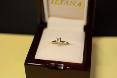 £399 • Buy Iliana 18ct Yellow Gold Diamond Ring Baguette/step Emerald Cut Sale