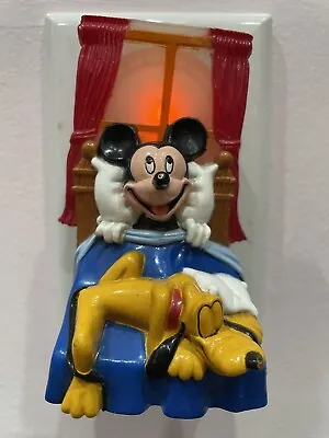 Night Light MICKEY MOUSE PLUTO DOG Vintage PLASTIC Bed Window DISNEY • $6.99