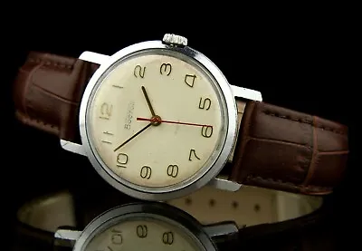 ☭ Vintage Soviet Mechanical Wristwatch VOSTOK 2209 18Jewels SERVICED USSR CCCP ☭ • $42