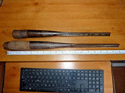£25 • Buy 2 X Massive Corner Triangle Chisels One Is Sorby
