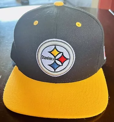 Mitchell And Ness Pittsburgh Steelers Black Retro Logo Flat Brim Snapback Hat • $49.99