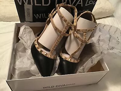 Wild Diva Lounge Shoes Size 8 1/2 Adora-64 Black/beige 4-5 Inch Heels • $25