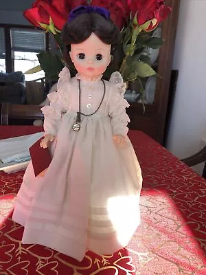 1986 14 In Emily Dickinson By Madame Alexander Doll With Book &Necklace • $28