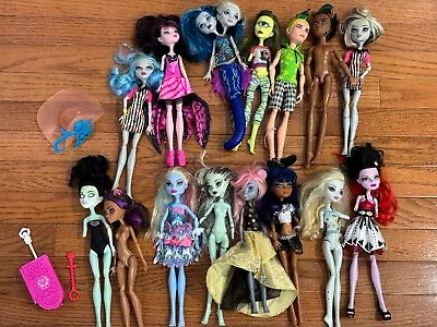 Monster High Original Doll Lot Of 15 Plus Accessories • $50