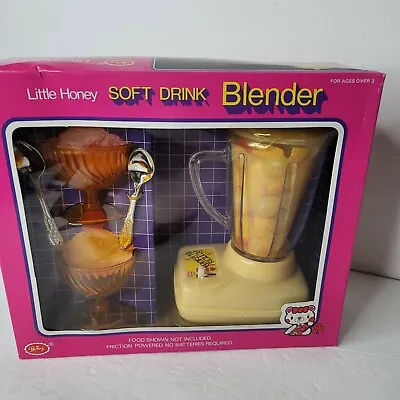 VINTAGE 1960s Redbox Little Honey Soft Drink Blender Set NIP Cups Spoons Blender • $29