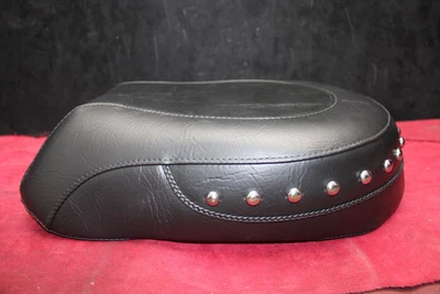 $400 • Buy 2009 - 2017 Yamaha V Star 950 Mustang Rear Seat #39440