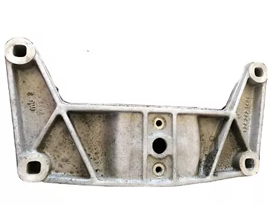 94-95 MERCEDES E420 E500 W124 Gearbox Transmission Support Mount Bracket OEM • $48.75