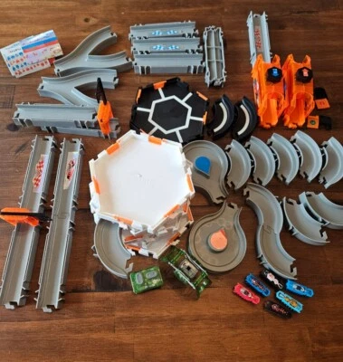 $59 • Buy Hexbug Nano Lot Habitat Hive Elevated Habitat Hex Cells Tracks