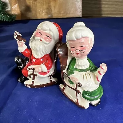 VTG MCM 50's Santa W/Pipe & Mrs. Claus Rocking Chairs Salt Pepper Shakers • $15.58