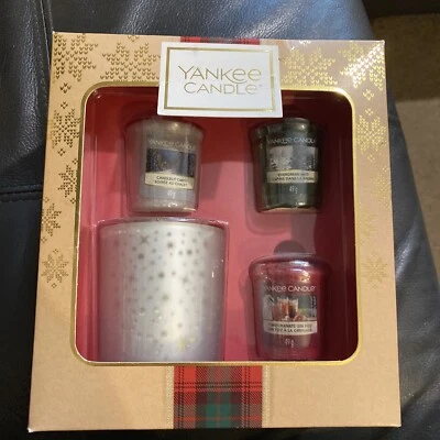 £4.99 • Buy Yankee Candle Set 3 Candles And Votive Holder Set
