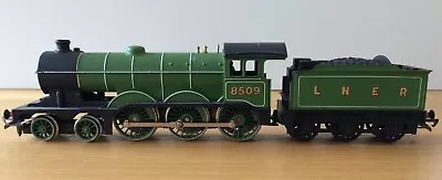 OO Hornby R866 LNER Green Class B12 Tender Loco No.8509 • £30